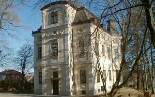 Sopron, Lővérekben a Hársfa soron, a volt Zettl-Langer villa felújítása 3. 