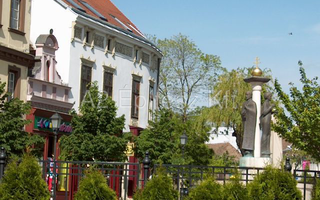 Sopron, Hűség Díszkút elhelyezése a Várkerületen 