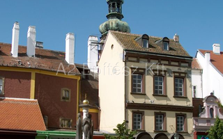 Sopron, Hűség Díszkút elhelyezése a Várkerületen 